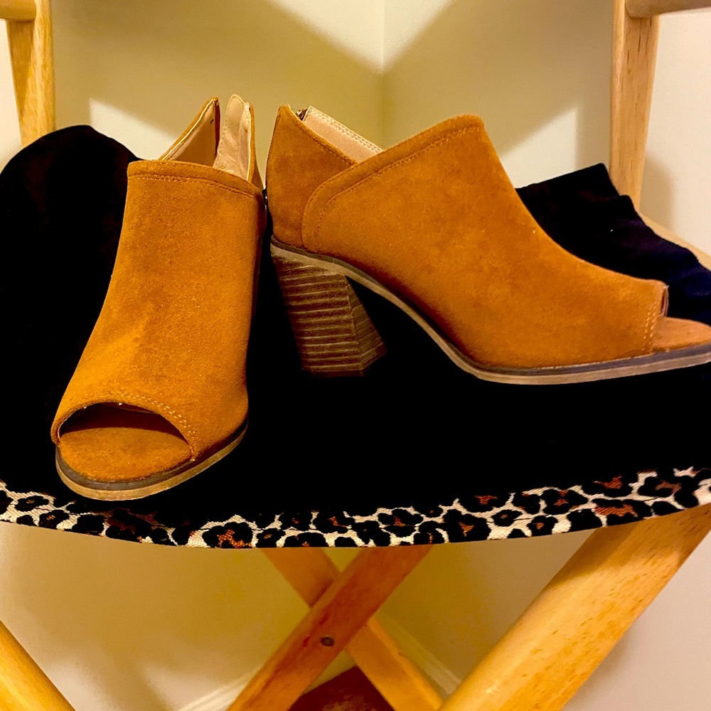 Light Brown Booties A Rider Girl 5.5